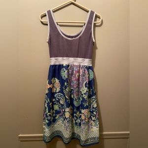 Women’s Criss Cross Floral Patterned Summer Tank Dress, Size Small, Side Zip.